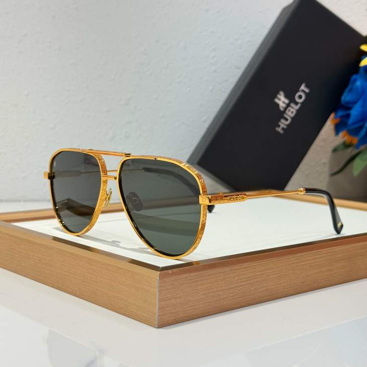Picture of Hublot Sunglasses _SKUfw73007660fw